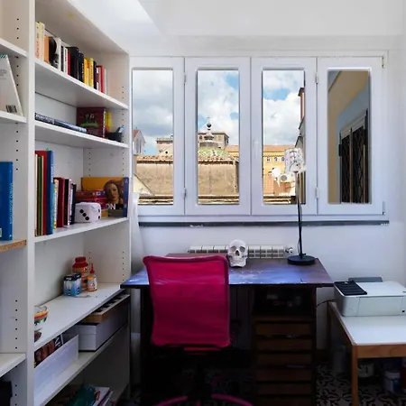 Spaccanapoli Casa Tre Santi *