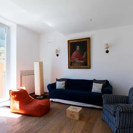 Spaccanapoli Casa Tre Santi Appartamento *